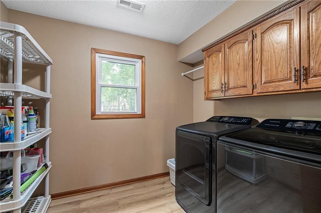 11532 S Lennox Street — photo 22