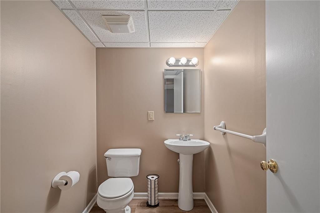 11532 S Lennox Street — photo 42