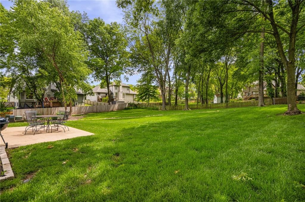 11532 S Lennox Street — photo 48