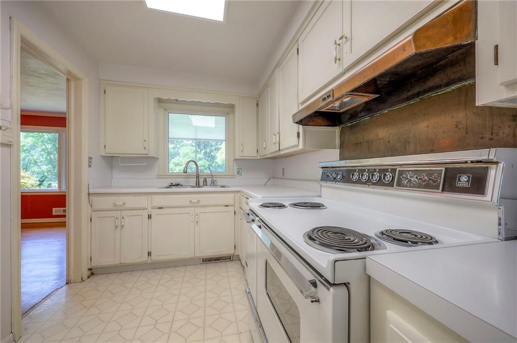 2204 W 97th Street — photo 17