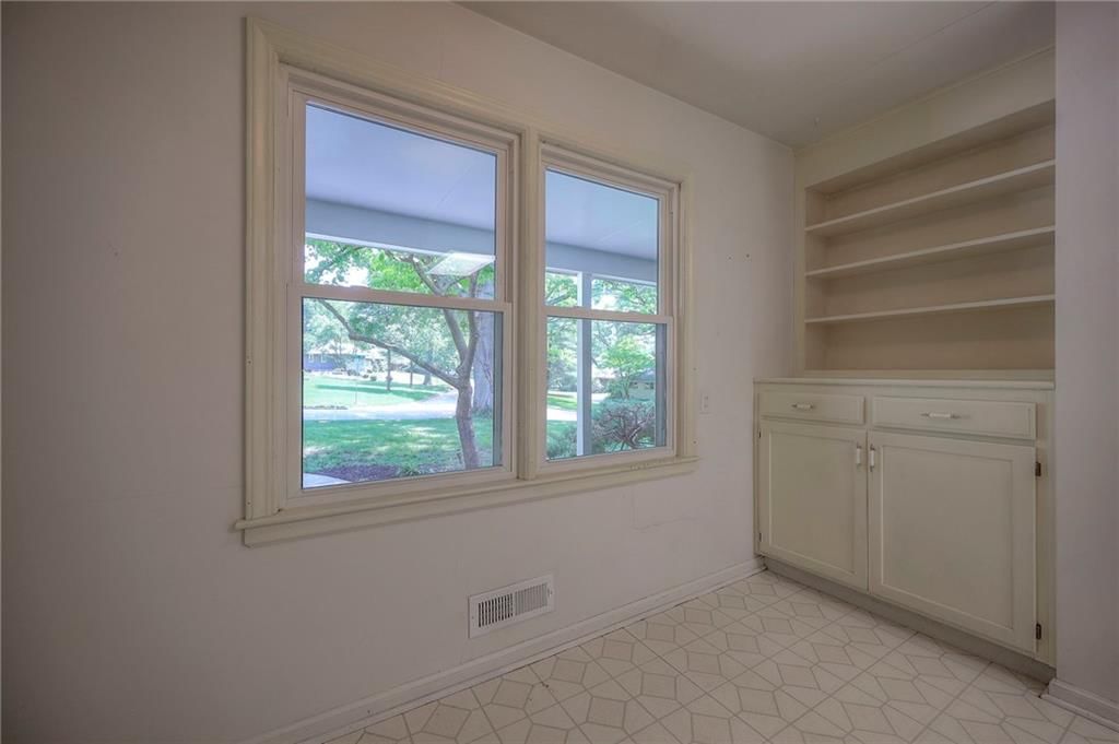 2204 W 97th Street — photo 18