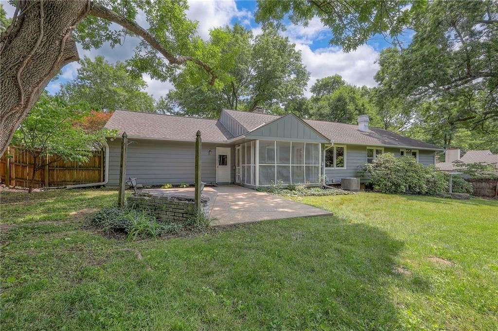 2204 W 97th Street — photo 29