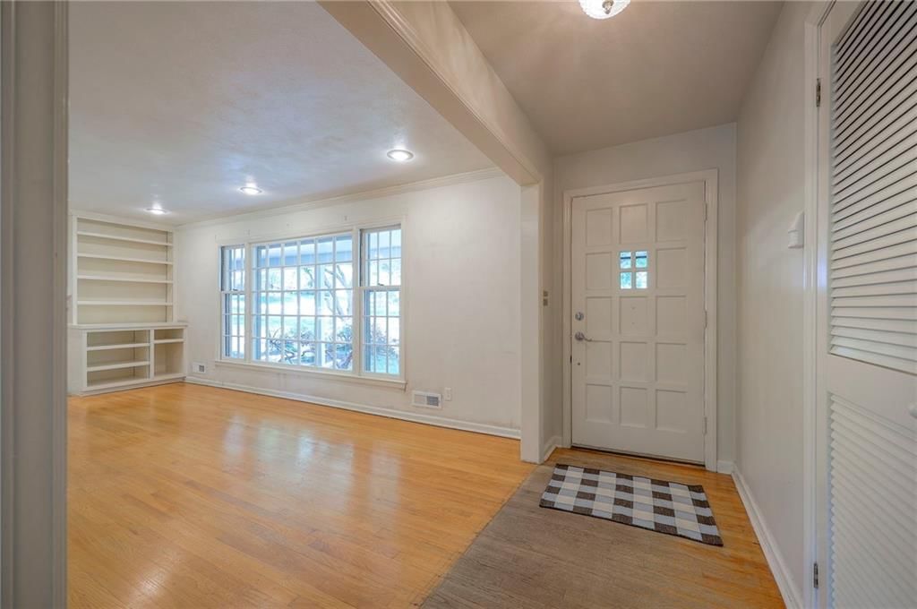 2204 W 97th Street — photo 10