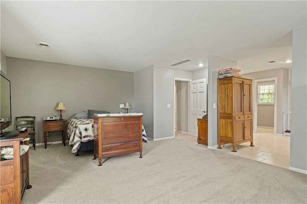 409 Summer Street — photo 24