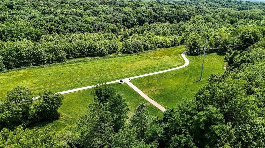 3700 NW Platte Brooke Drive — photo 31