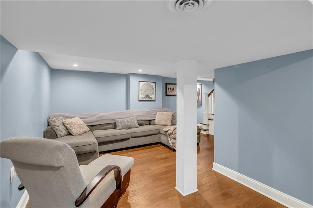 6516 W 80th Street — photo 32