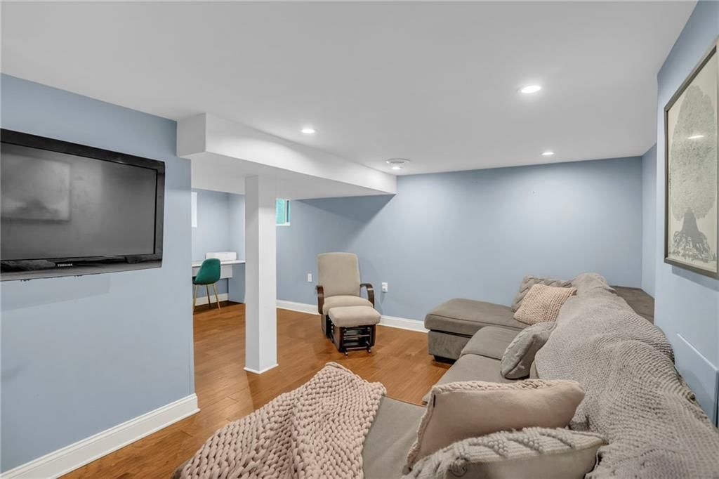 6516 W 80th Street — photo 33