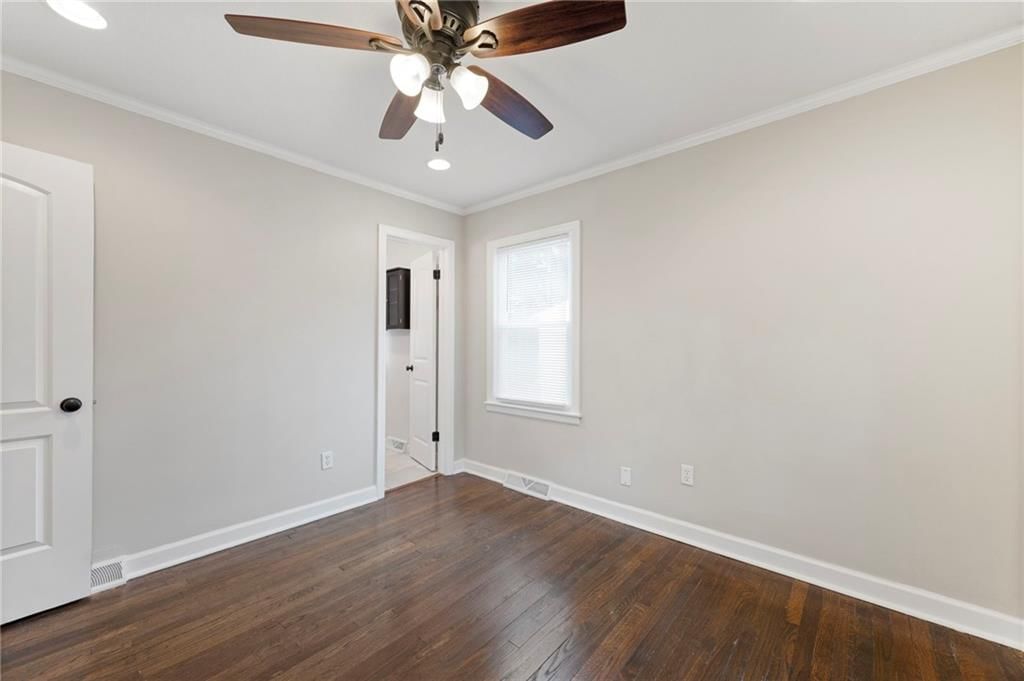 8101 Grand Avenue — photo 13