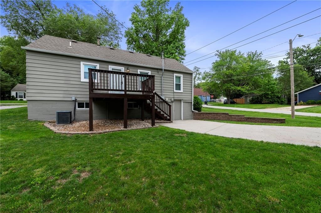 8101 Grand Avenue — photo 30