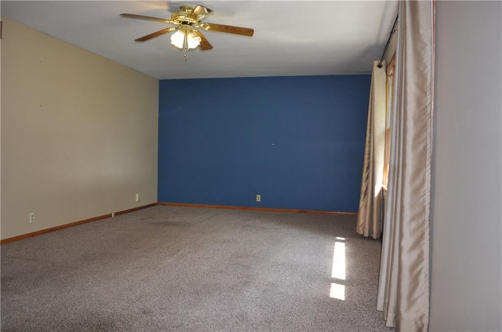 913 N Maple Street — photo 11