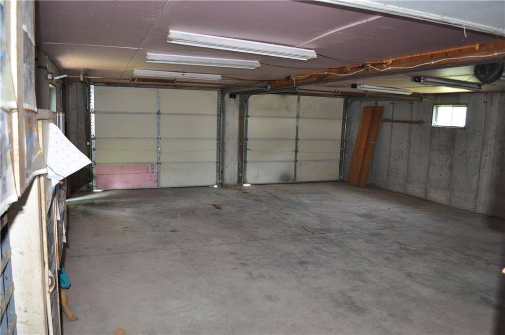 913 N Maple Street — photo 17