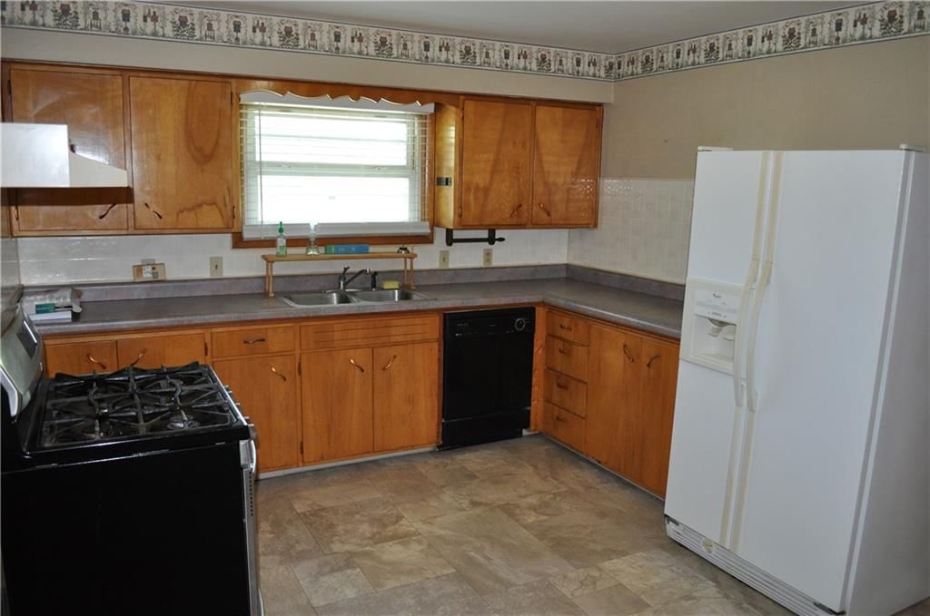 913 N Maple Street — photo 5