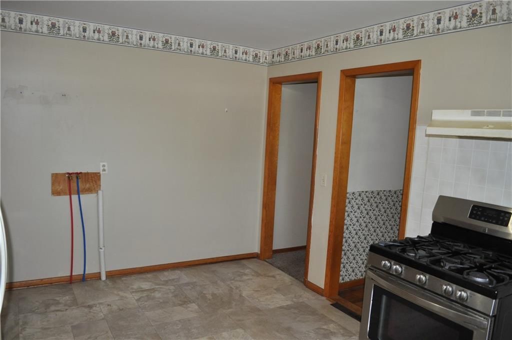 913 N Maple Street — photo 7