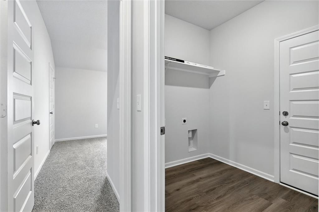 551 W Lanesfield Street — photo 24