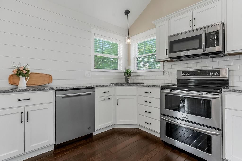 18895 W 163 Terrace — photo 11