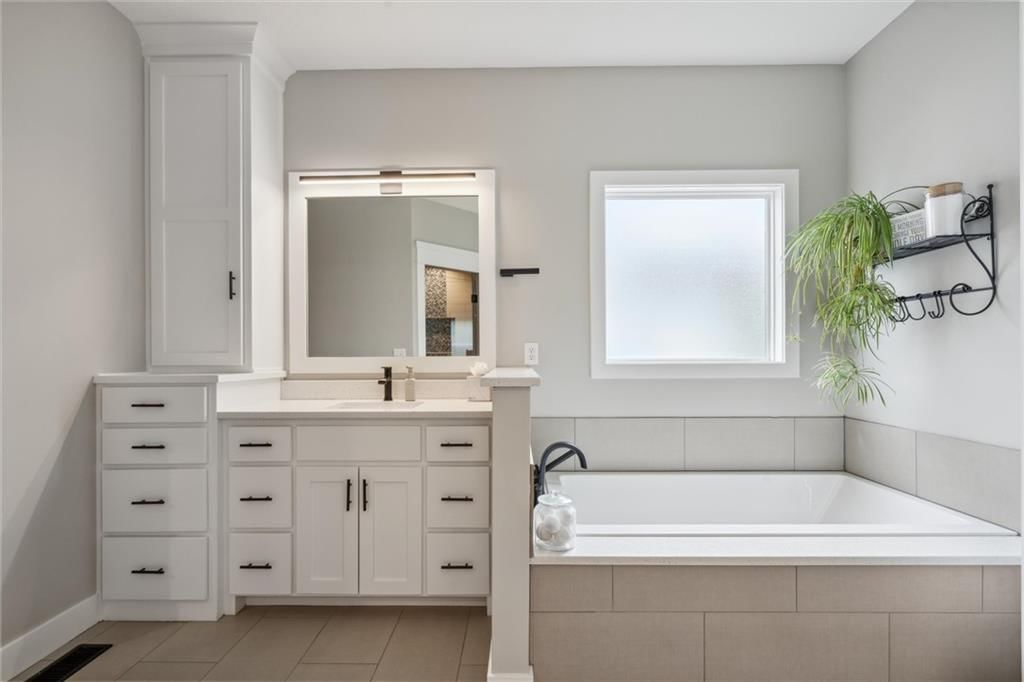 3112 Legacy Wood Drive — photo 18