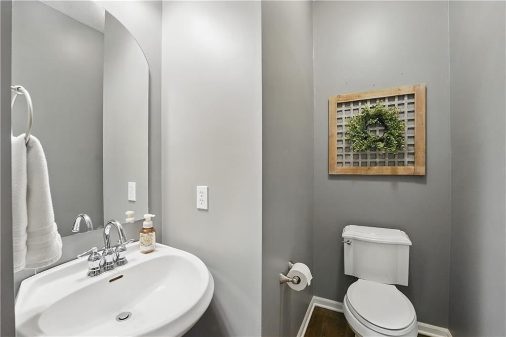 9016 N Lane Avenue — photo 17
