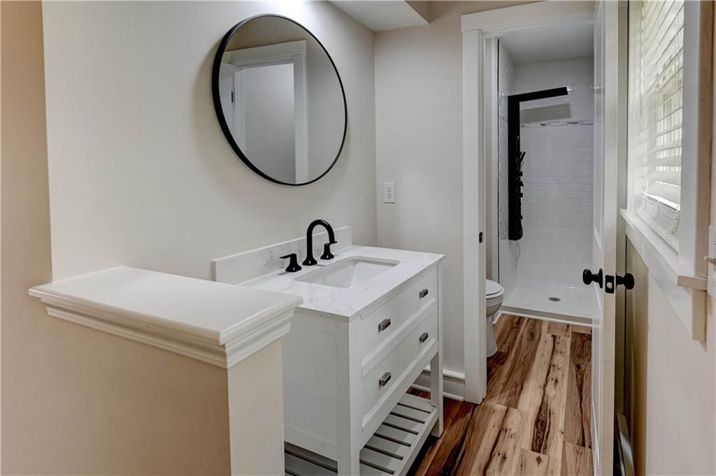 10038 N Central Street — photo 12