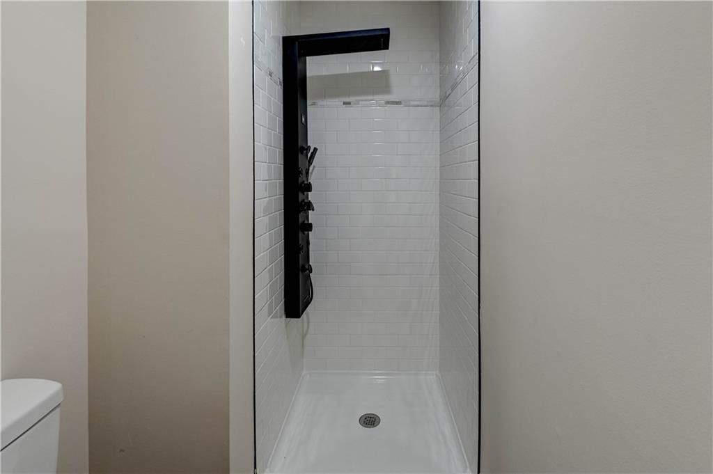 10038 N Central Street — photo 13