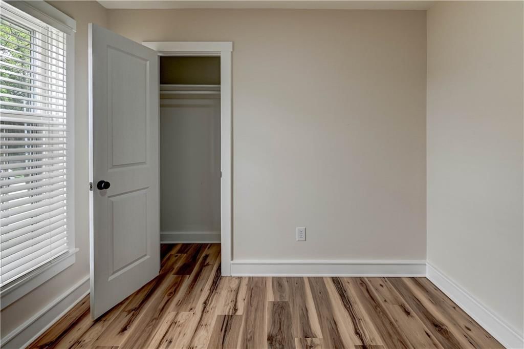 10038 N Central Street — photo 15