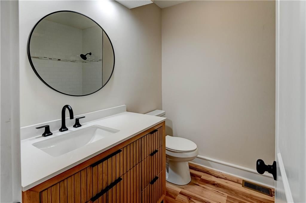 10038 N Central Street — photo 20