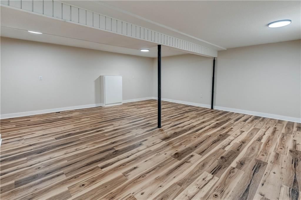 10038 N Central Street — photo 24