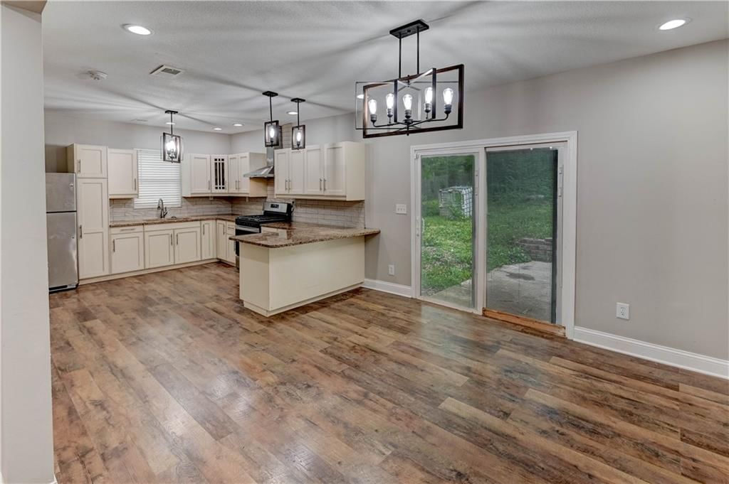 5318 NE 49th Street — photo 13