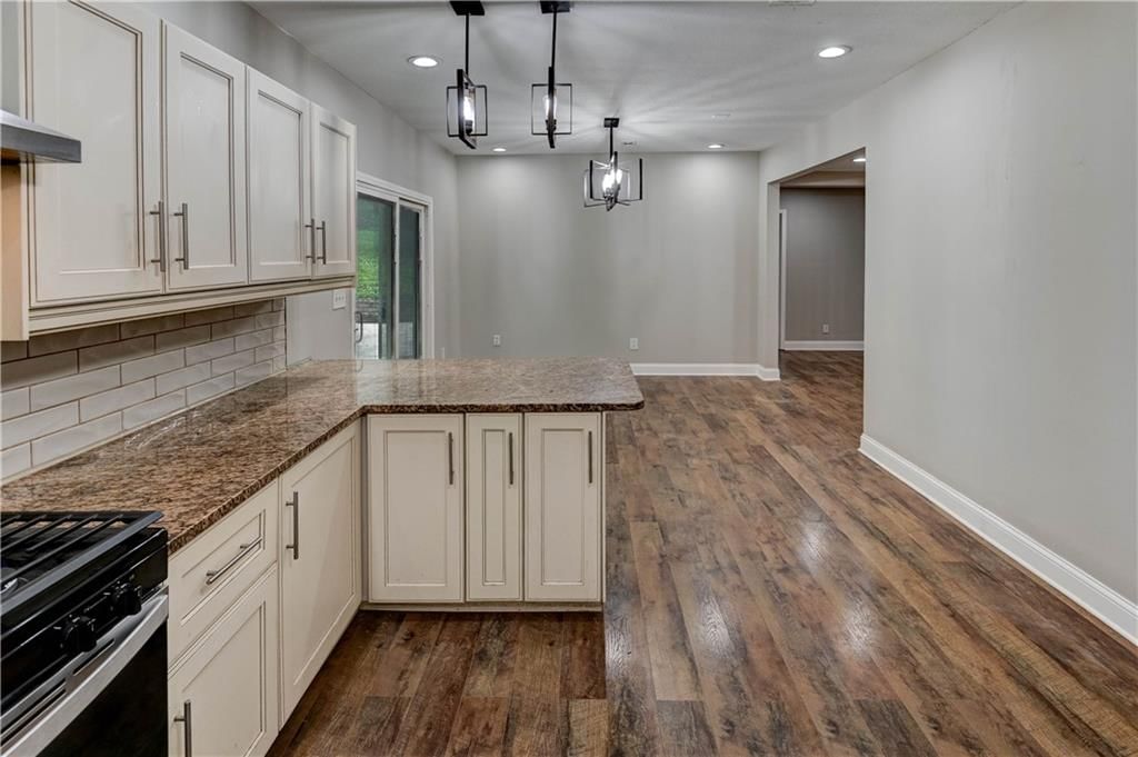 5318 NE 49th Street — photo 14