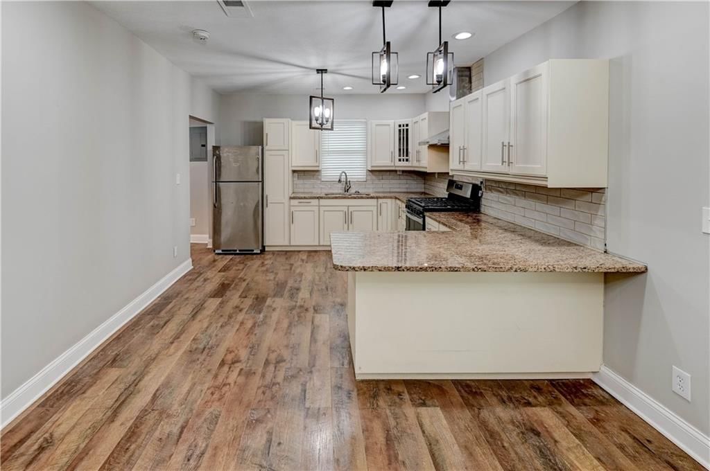5318 NE 49th Street — photo 15