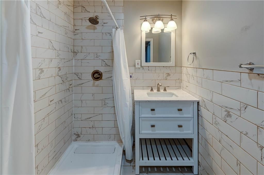 5318 NE 49th Street — photo 31