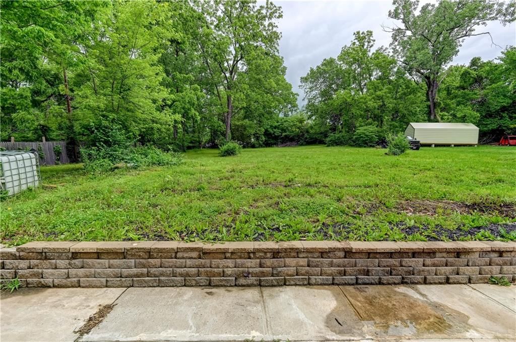 5318 NE 49th Street — photo 36
