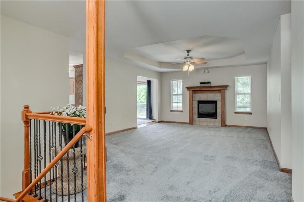 1919 Prairie Grass Drive — photo 3