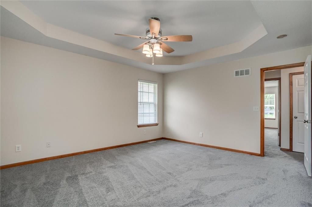 1919 Prairie Grass Drive — photo 21
