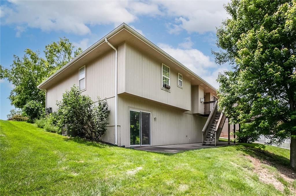 1919 Prairie Grass Drive — photo 26