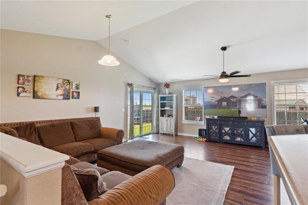 1901 Patton Court — photo 6