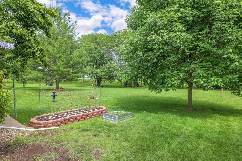 913 Birchwood Drive — photo 58