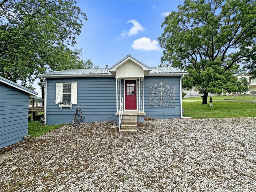 26684 Waterview Drive — photo 2