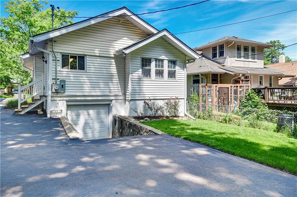 5817 Locust Street — photo 27