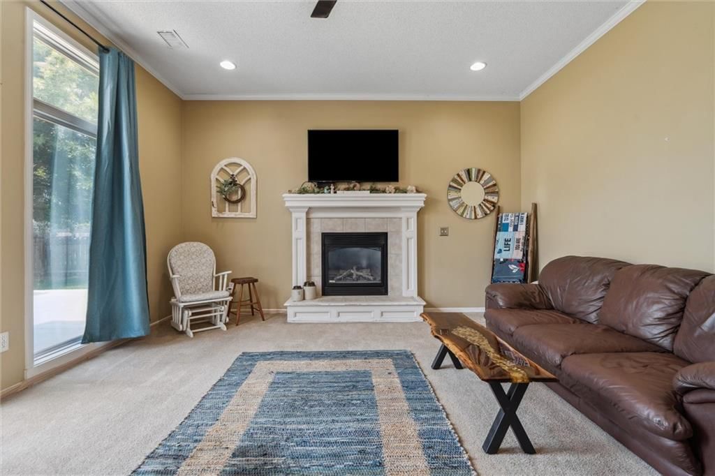 2436 SW Current Lane — photo 7