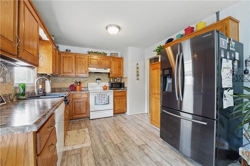 1453 Madison Street — photo 23