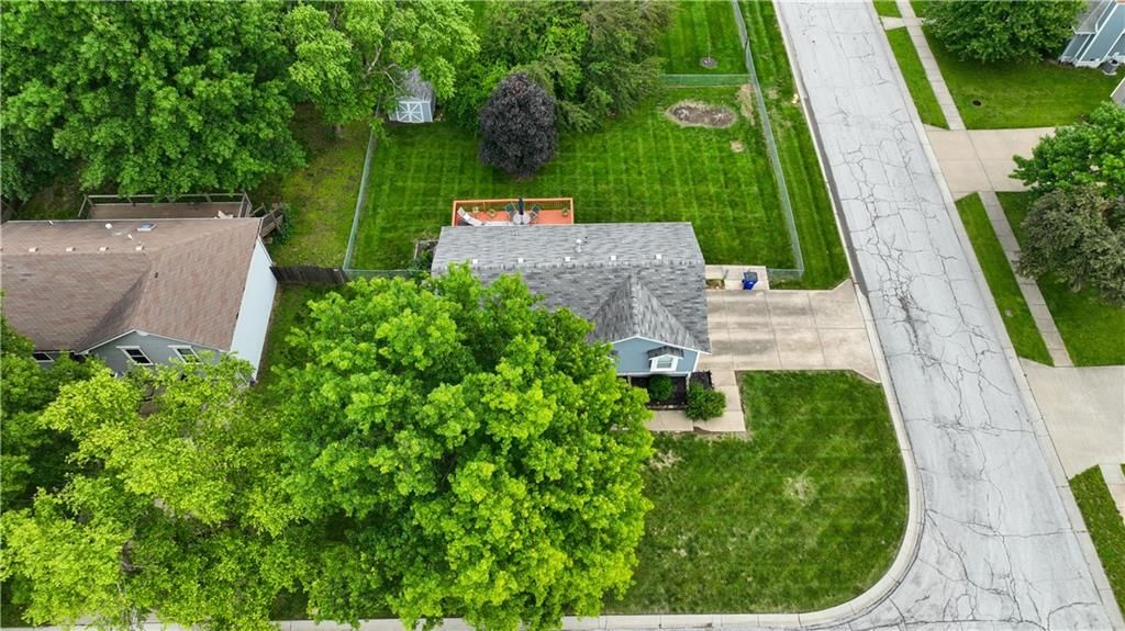 1453 Madison Street — photo 38