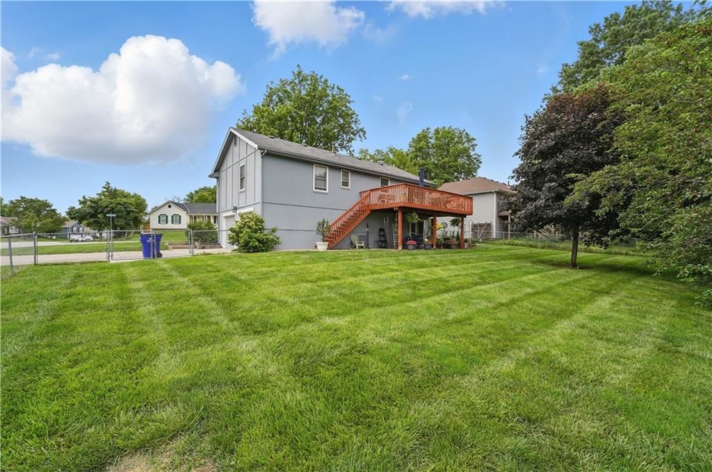 1453 Madison Street — photo 45