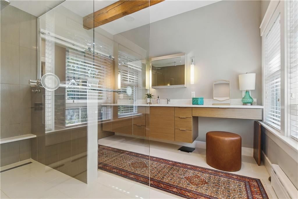 5409 Wyandotte Street — photo 33