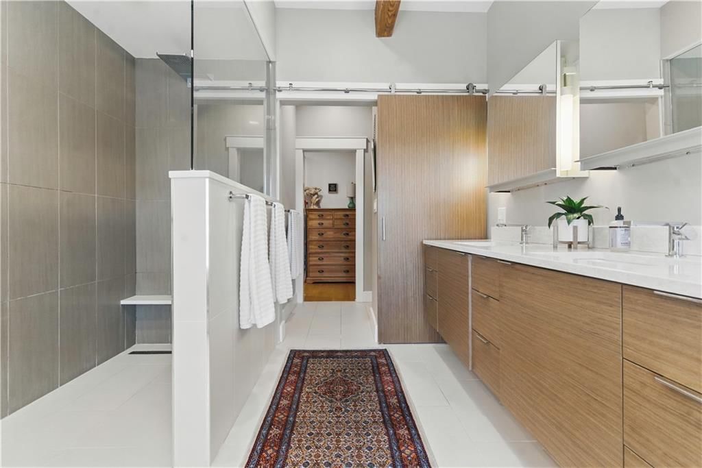 5409 Wyandotte Street — photo 34