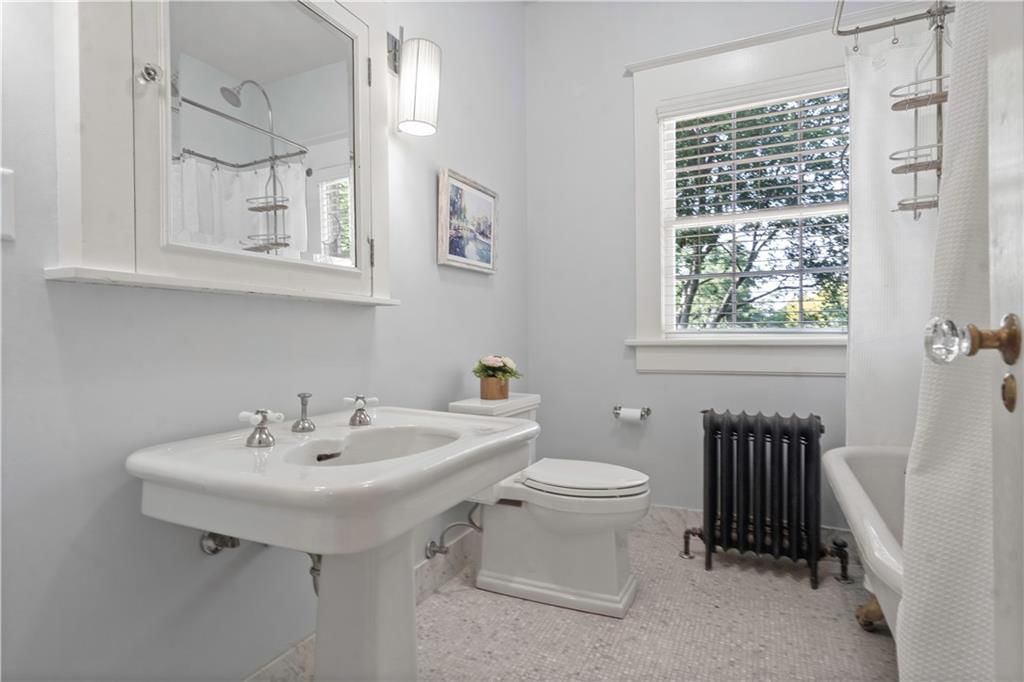 5409 Wyandotte Street — photo 44