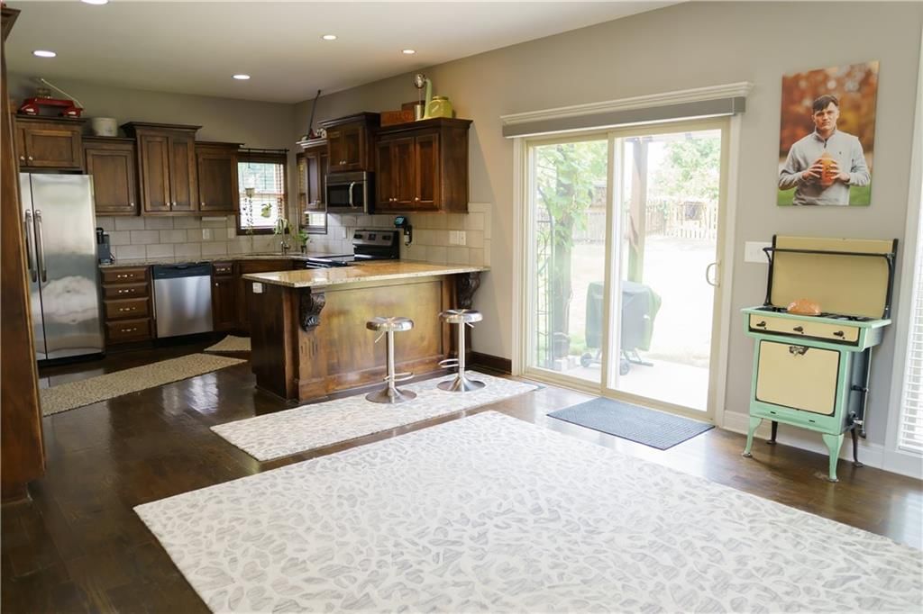 25700 E 32nd Street — photo 15