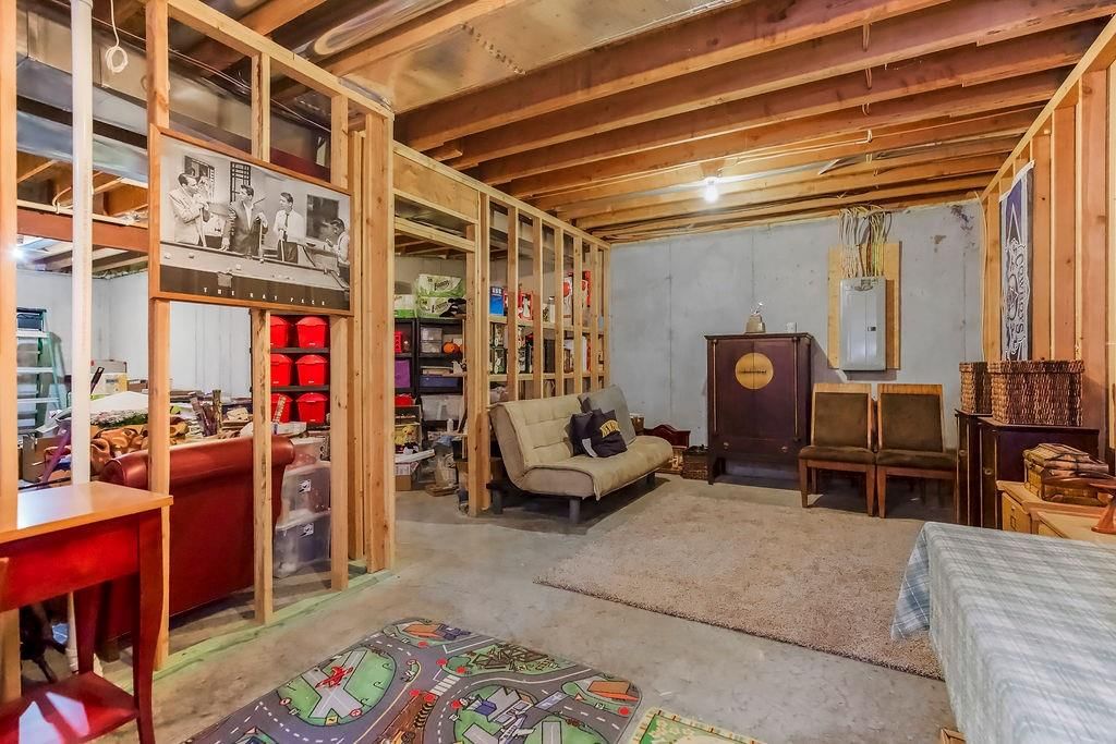 3824 NW Chapman Drive — photo 30