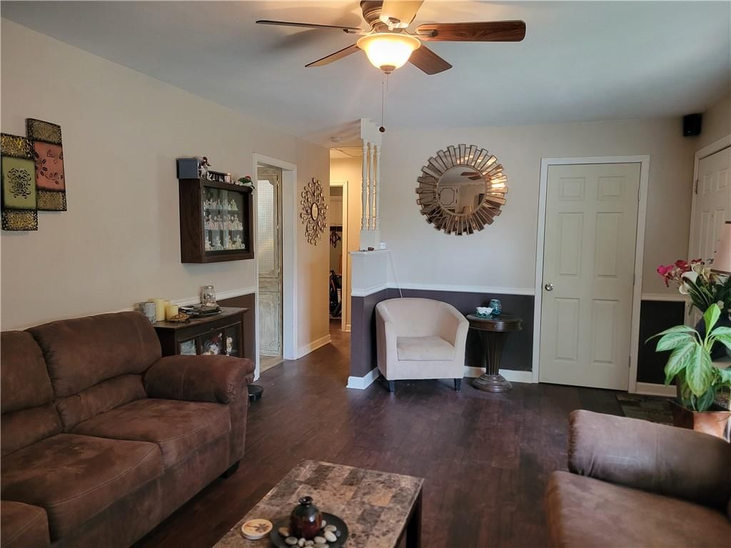 8218 W 87th Street — photo 5