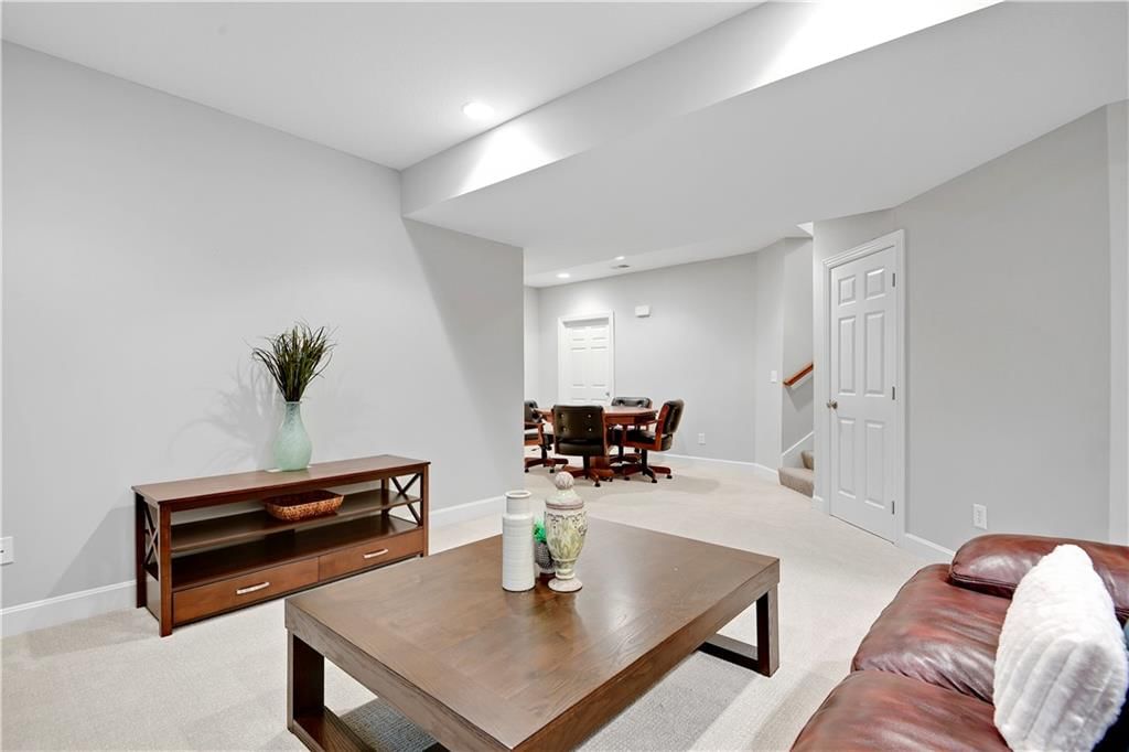 11730 W 143 Terrace — photo 3