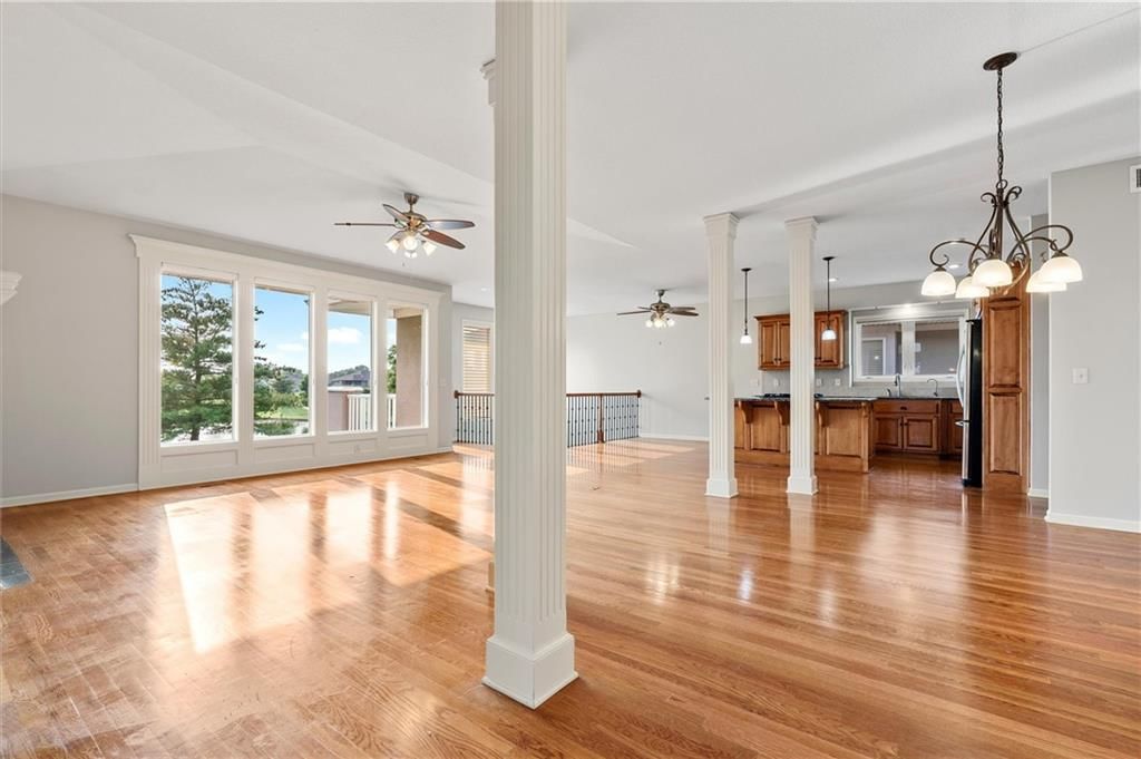 2028 Greenfield N/A — photo 13